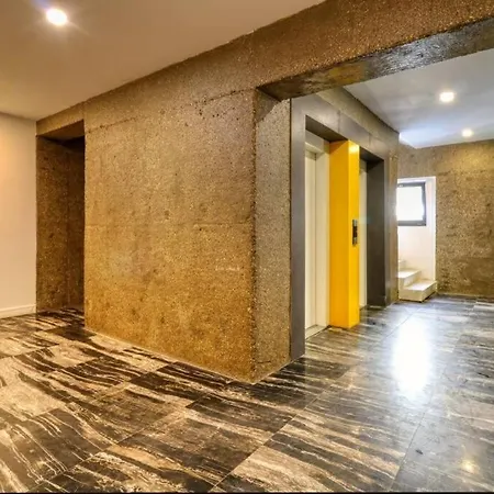 Modern Near Politehnica Bucharest